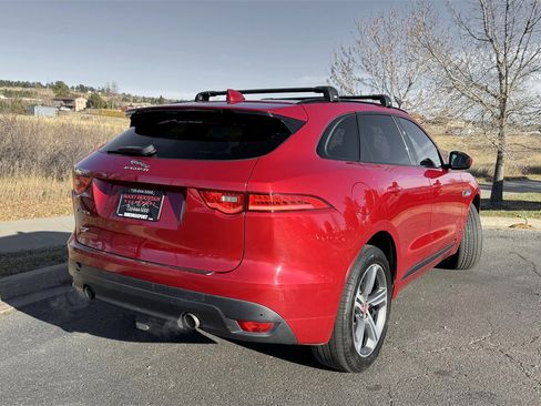 Used 2017 Jaguar F-PACE R-Sport image 6