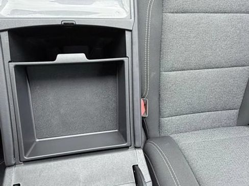 Used 2025 GMC Acadia Elevation FWD image 35