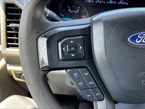 Certified 2019 Ford F350 XL w/ Power Equipment Group image 17