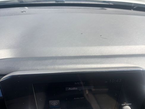 Used 2025 Nissan Pathfinder SV image 17