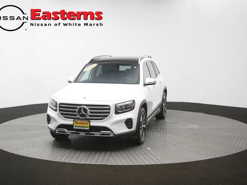 Used 2025 Mercedes-Benz GLB 250 w/ Exclusive Package image 56