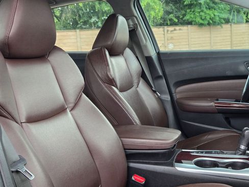 Used 2015 Acura TLX FWD image 29