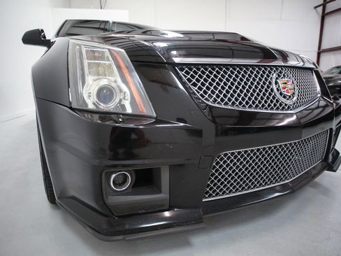 Used 2014 Cadillac CTS V image 10