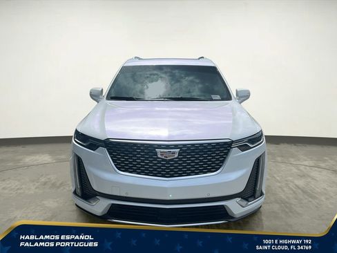 Certified 2023 Cadillac XT6 Premium Luxury w/ Technology Package FWD image 9