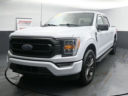 Used 2022 Ford F150 XLT w/ Equipment Group 302A High image 4
