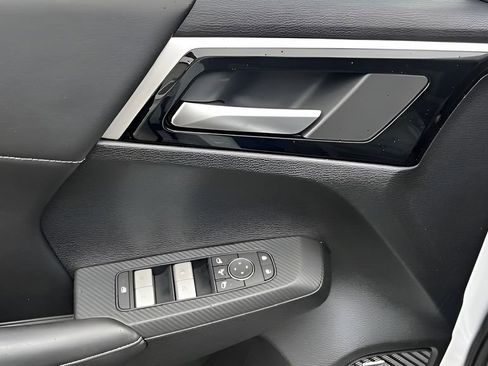 New 2025 Mitsubishi Outlander Trail Edition AWD/4WD image 19