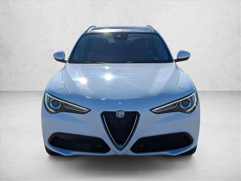 Used 2019 Alfa Romeo Stelvio Ti image 2