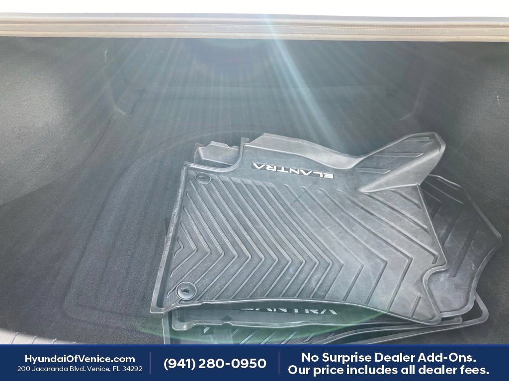 Certified 2026 Hyundai Elantra Sport FWD image 19