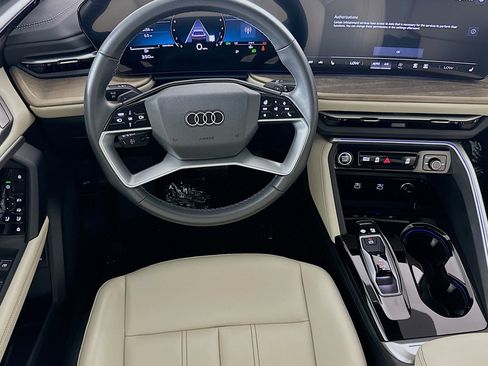 Used 2025 Audi Q5 Premium w/ Convenience Package AWD/4WD image 5