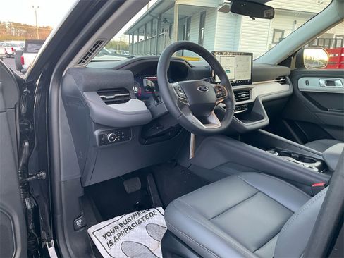 New 2026 Ford Explorer Active w/ Active Comfort Package image 15