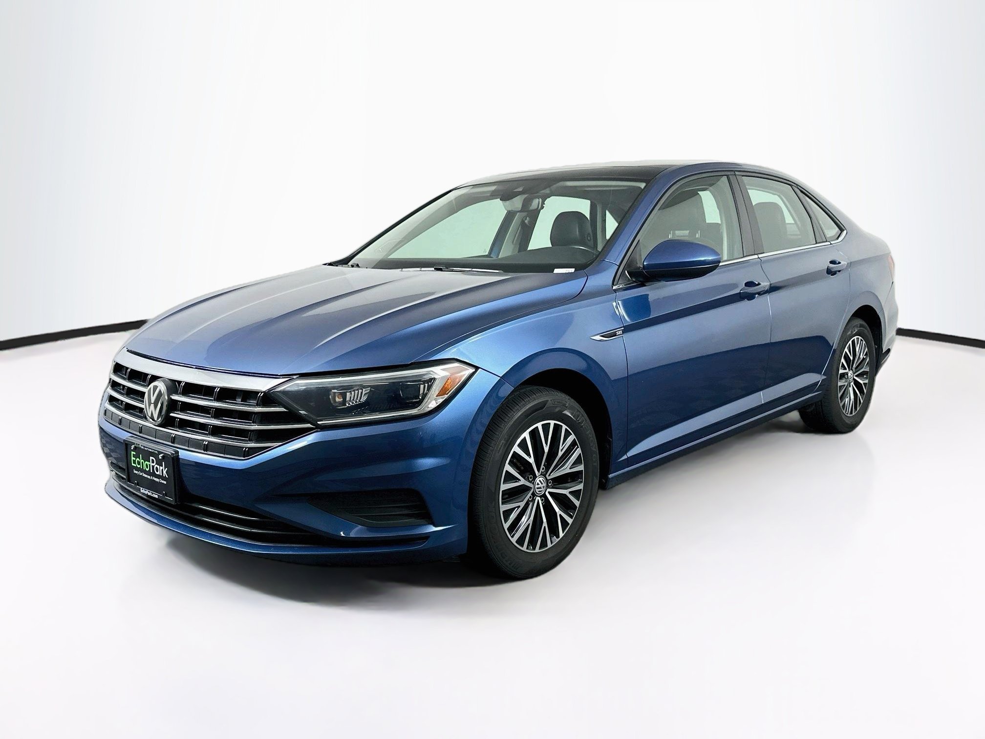 Used 2019 Volkswagen Jetta SEL FWD image 3