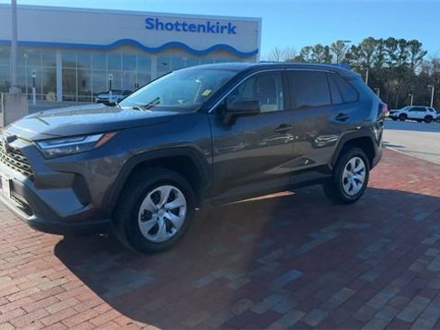 Used 2024 Toyota RAV4 LE image 7