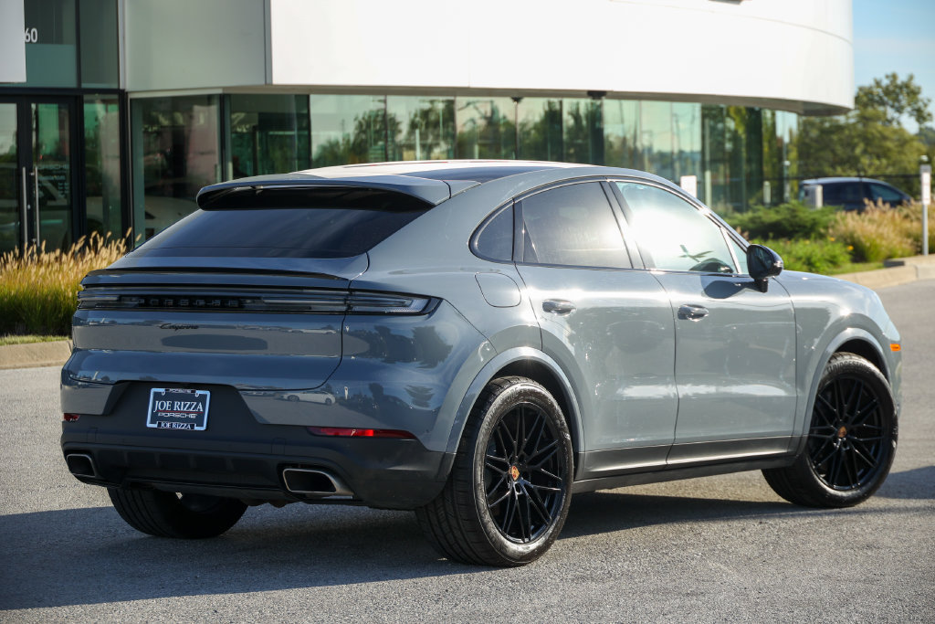Certified 2026 Porsche Cayenne Coupe AWD/4WD image 12