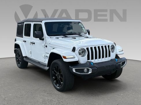 Used 2022 Jeep Wrangler Unlimited Sahara image 1