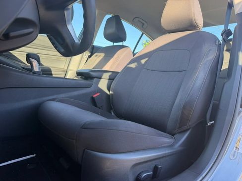 Used 2019 Nissan Altima 2.5 S FWD image 10