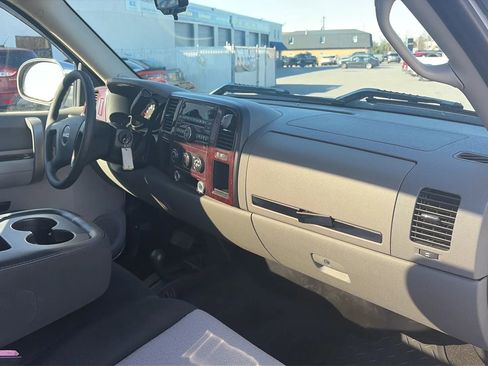 Used 2008 GMC Sierra 1500 W/T image 26