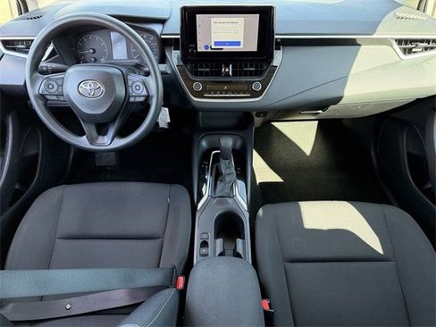 Certified 2025 Toyota Corolla LE image 11