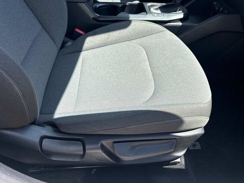 Used 2025 Kia K4 FWD image 14