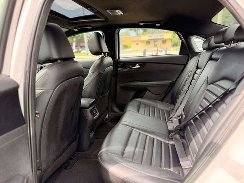 Used 2024 Kia Forte GT-Line w/ GT-Line Premium Package FWD image 15