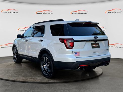 Used 2017 Ford Explorer Sport AWD/4WD image 8