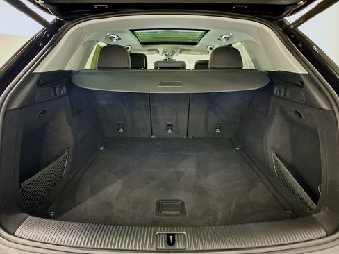 Used 2023 Audi Q5 2.0T Premium w/ Convenience Package image 31