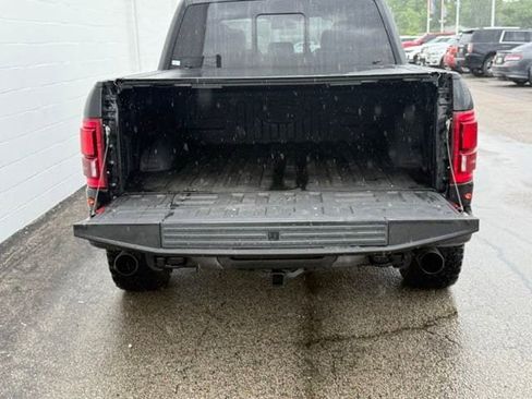 Used 2018 Ford F150 Raptor w/ Equipment Group 802A Luxury AWD/4WD image 8