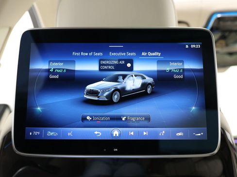 Used 2024 Mercedes-Benz Maybach S 580 4MATIC image 80
