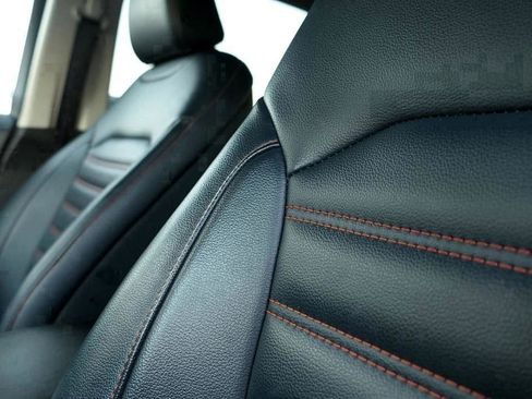 Used 2023 Ford Edge SEL w/ Sport Appearance Package image 13