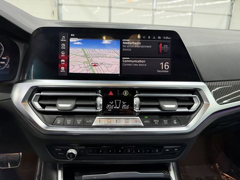 Used 2022 BMW M4 xDrive Competition w/ Executive Package image 15