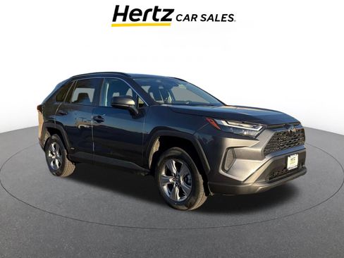Used 2025 Toyota RAV4 LE image 1