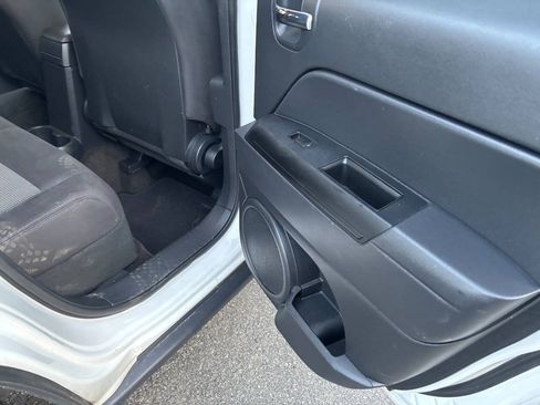 Used 2015 Jeep Patriot Sport w/ Power Value Group AWD/4WD image 22