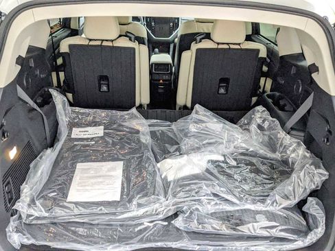 New 2025 Subaru Ascent Limited image 28