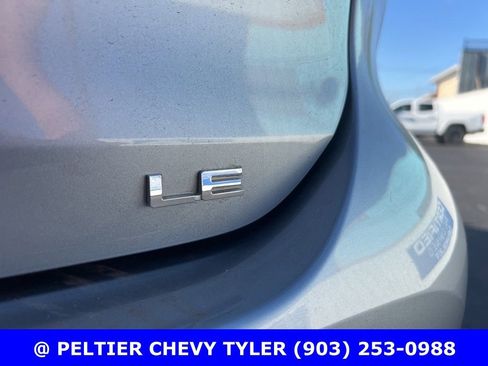 Used 2023 Toyota Highlander LE image 7