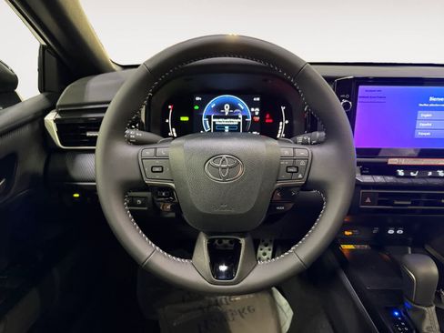 New 2026 Toyota Camry SE image 12