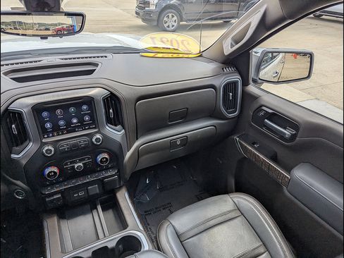 Used 2021 GMC Sierra 1500 Denali w/ Denali Ultimate Package AWD/4WD image 27