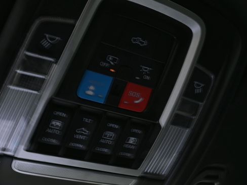 Used 2025 RAM 1500 Laramie image 49