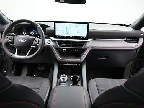 Certified 2025 Ford Explorer ST-Line w/ ST-Line Street Pack image 21