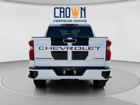 Used 2023 Chevrolet Silverado 1500 Custom w/ Rally Edition AWD/4WD image 4