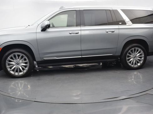 Certified 2024 Cadillac Escalade ESV Premium Luxury AWD/4WD image 2
