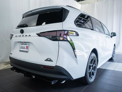 New 2026 Toyota Sienna XLE Woodland Edition