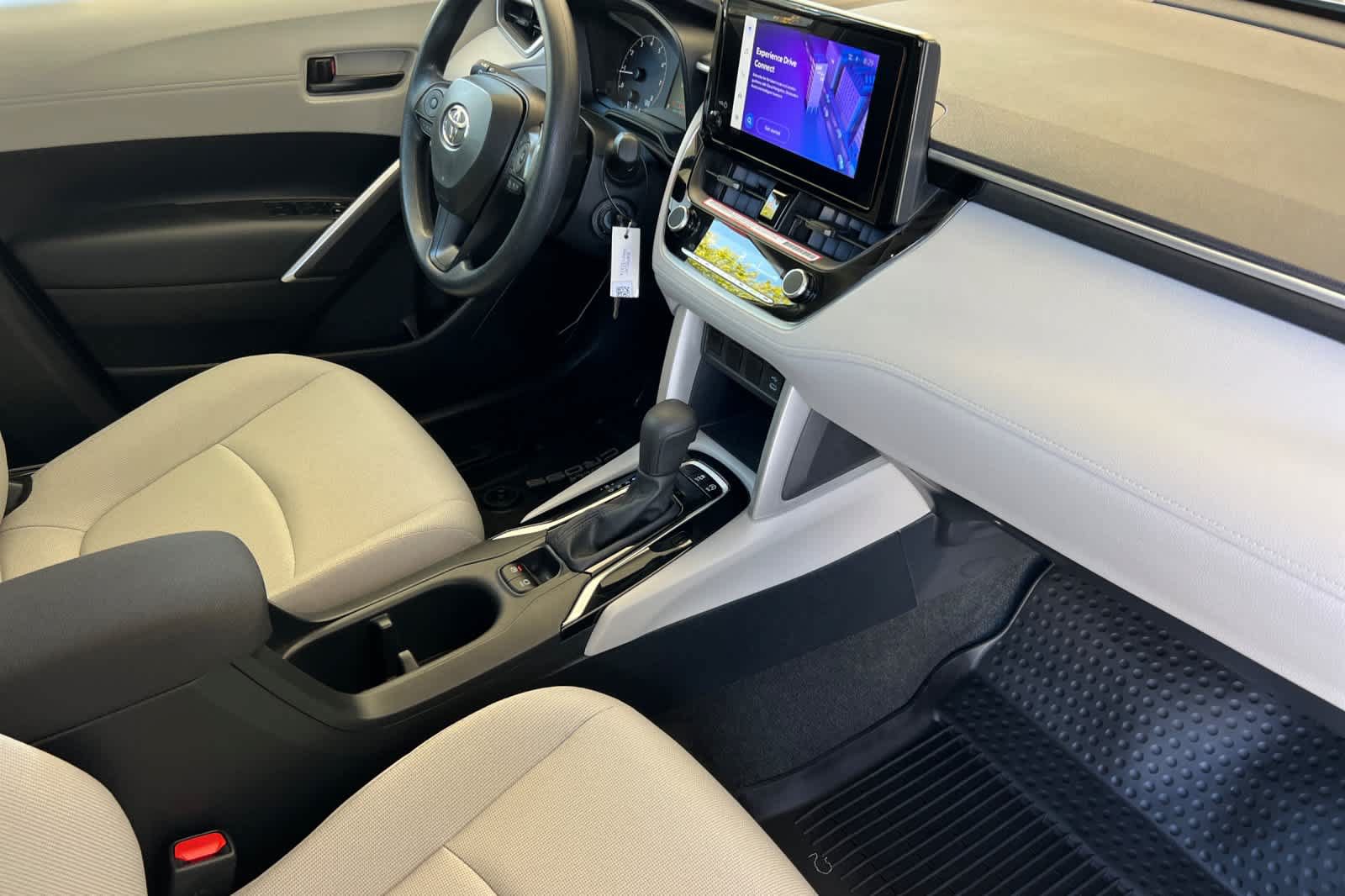 Certified 2024 Toyota Corolla Cross L FWD image 17