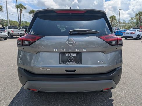 Certified 2023 Nissan Rogue SV FWD image 5