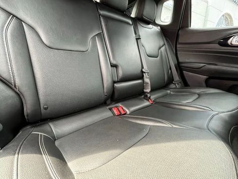 Used 2023 Jeep Compass High Altitude w/ Driver Assist Group I image 31