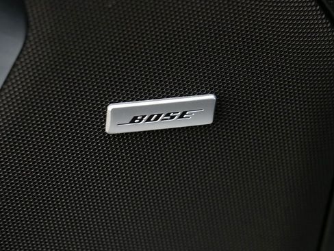 Used 2024 GMC Yukon SLT image 20