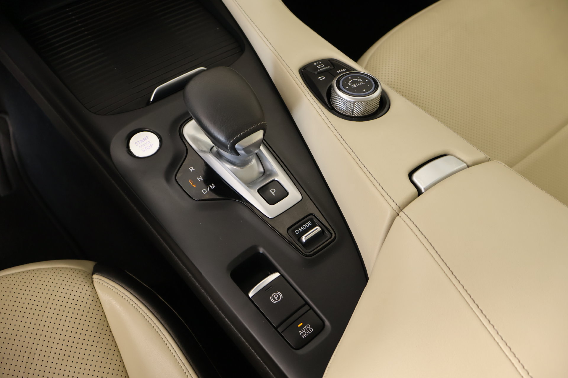 Certified 2022 INFINITI QX50 Sensory AWD/4WD image 9
