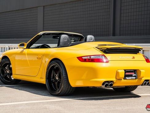 Used 2006 Porsche 911 Carrera S image 10