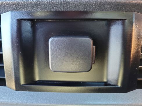 Used 2023 Ford F150 Lariat w/ Bed Utility Package AWD/4WD image 17