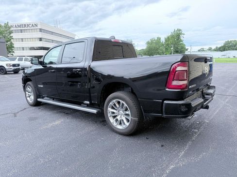 Used 2024 RAM 1500 Laramie AWD/4WD image 3
