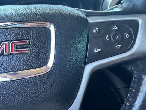 Used 2018 GMC Acadia SLE FWD image 23