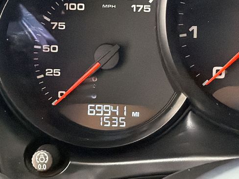 Used 2020 Porsche Macan AWD/4WD image 23